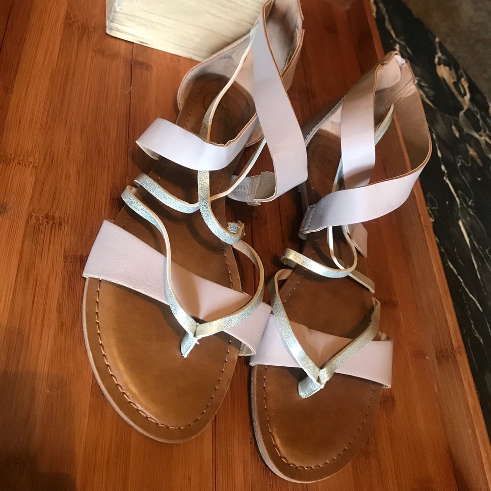 So Authentic American Heritage Sandals